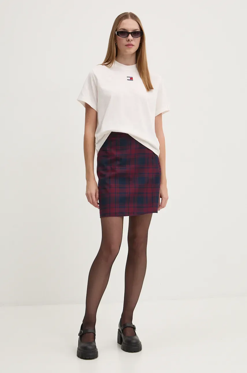 Спідниця Tommy Jeans колір бордовий mini розкльошена DW0DW18889