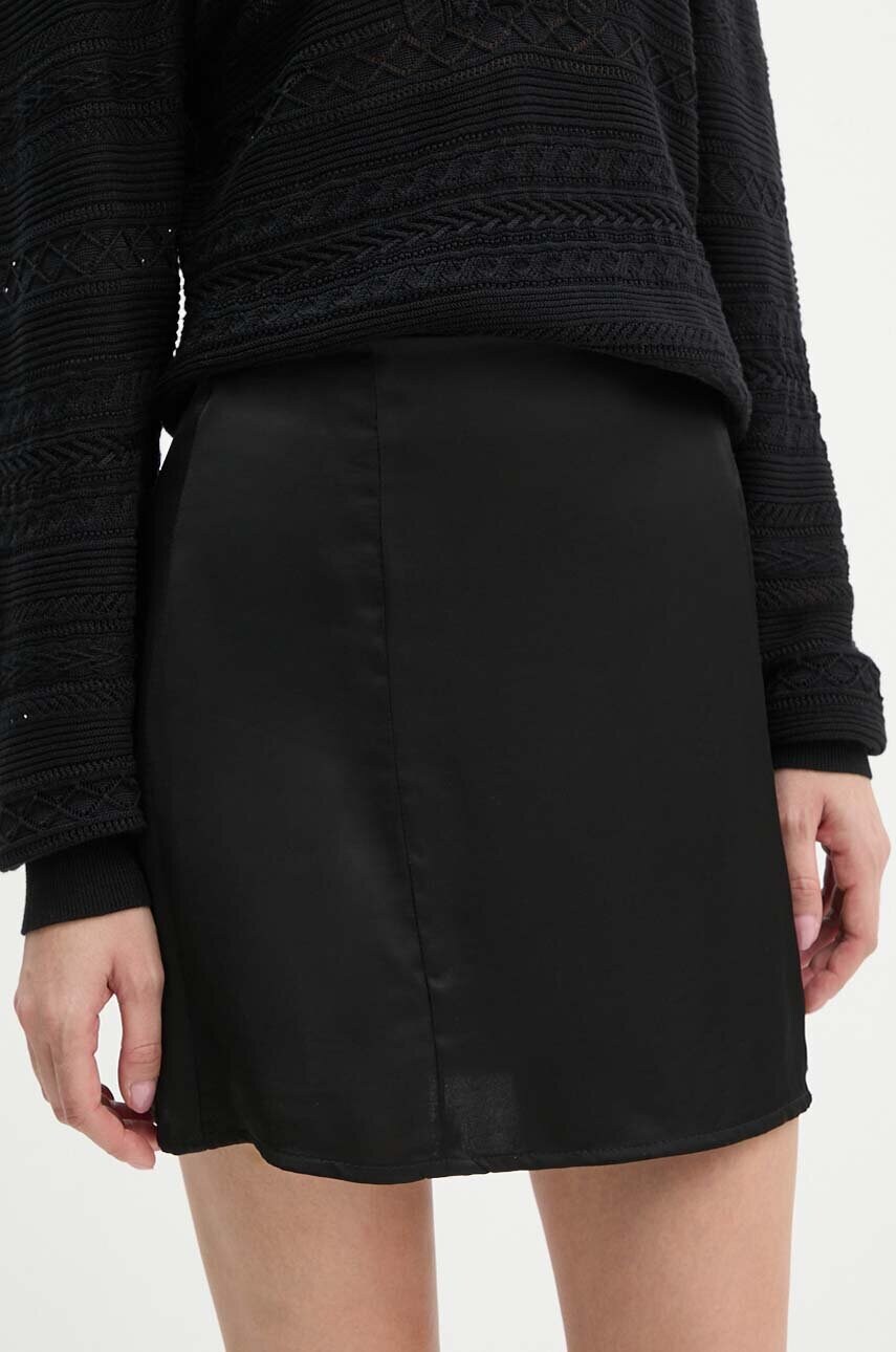 Saint Body fusta culoarea negru, mini, evazati, SB.576