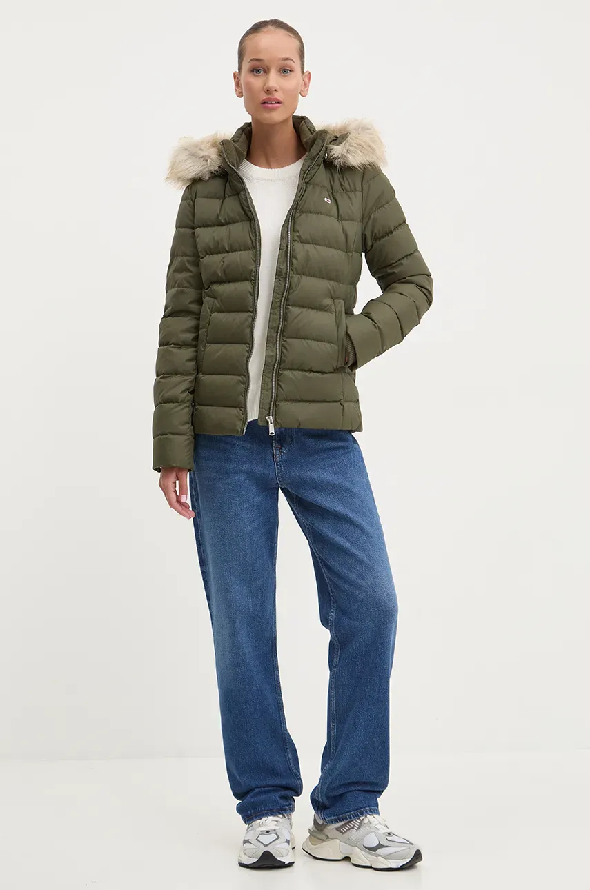 Джинсы Tommy Jeans женские высокая посадка DW0DW19600 Джинсы Tommy Jeans женские высокая посадка DW0DW19600