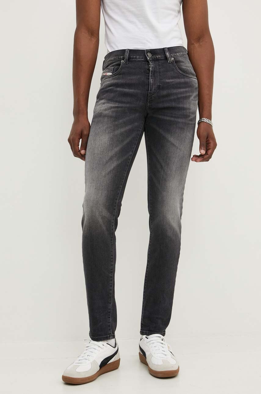Diesel jeansi 2019 D-STRUKT barbati, culoarea gri, A03558.09J52 Diesel jeansi 2019 D-STRUKT barbati, culoarea gri, A03558.09J52