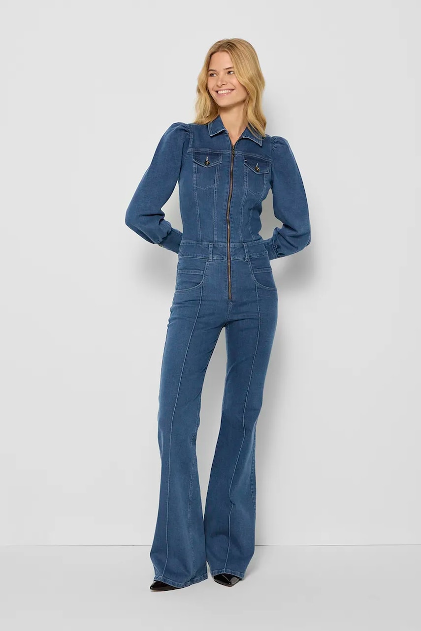 Bizuu salopeta jeans HENNI culoarea albastru marin, bumbac, cu guler, HENNI_NIEBIESKI_AW24 Bizuu salopeta jeans HENNI culoarea albastru marin, bumbac, cu guler, HENNI_NIEBIESKI_AW24