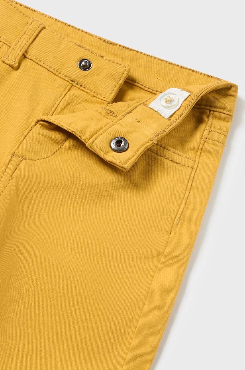 Дитячі бавовняні штани Mayoral slim fit basic колір жовтий однотонні 563