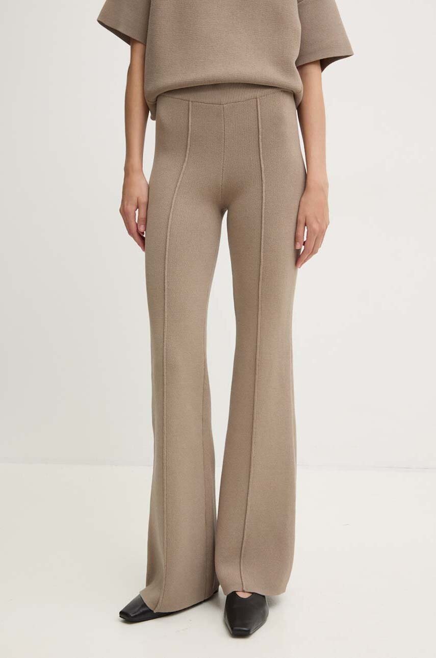 

Спортен панталон Remain Knit Leggings в бежово с изчистен дизайн 5017733001, Бежов