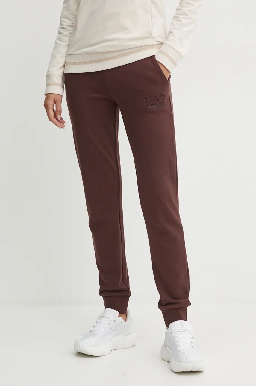 

Спортен панталон EA7 Emporio Armani в кафяво с изчистен дизайн TJDOZ.6DTP67, Кафяв