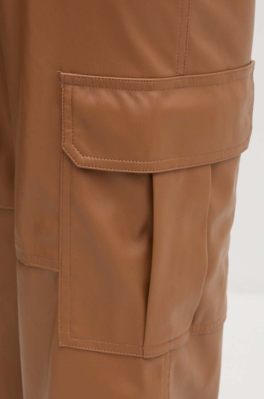 Παντελόνι Sisley χρώμα: καφέ, 45FSLF05N φωτογραφία