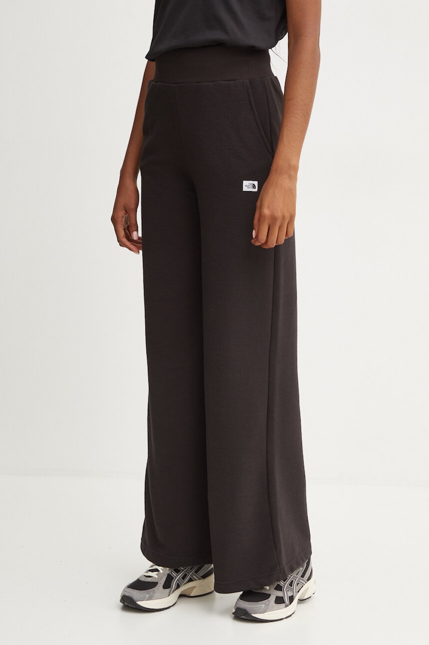 The North Face pantaloni de trening Hoden Wide Leg Jogger culoarea negru, neted, NF0A89CHJK31 The North Face pantaloni de trening Hoden Wide Leg Jogger culoarea negru, neted, NF0A89CHJK31
