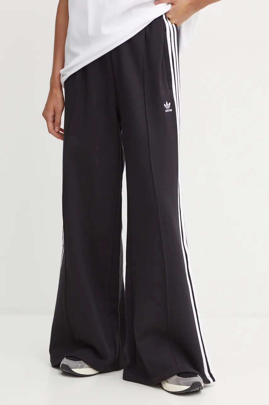 adidas Originals pantaloni de trening Adicolor culoarea negru, cu imprimeu, IY7255 adidas Originals pantaloni de trening Adicolor culoarea negru, cu imprimeu, IY7255