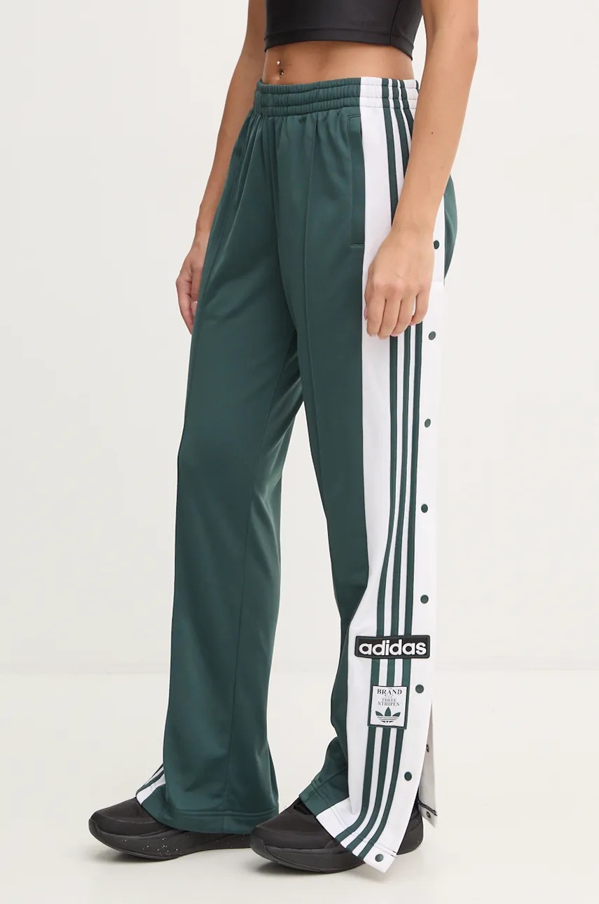 

Спортен панталон adidas Originals Adibreak Pant в зелено с десен IZ2761, Зелен