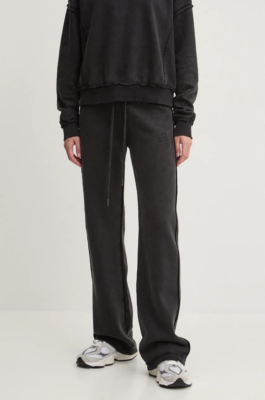 

Спортен панталон Guess Originals в черно с изчистен дизайн W4BB46 KC811, Черен