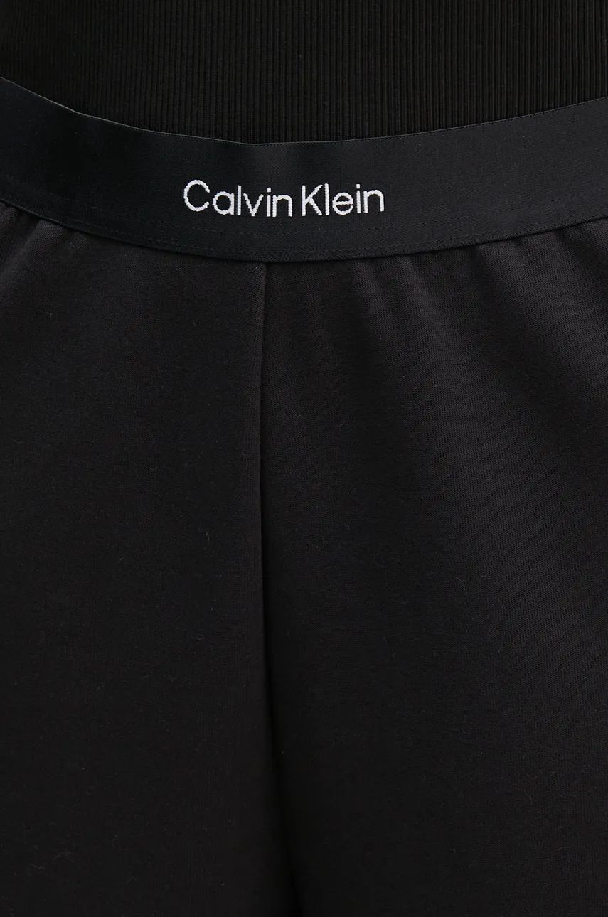 Donji dio trenirke Calvin Klein Jeans boja: crna, bez uzorka, J20J224684