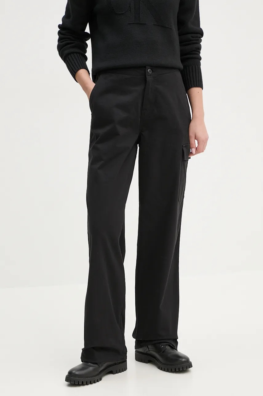 Levně Kalhoty Calvin Klein Jeans dámské, černá barva, kapsáče, high waist, J20J224965