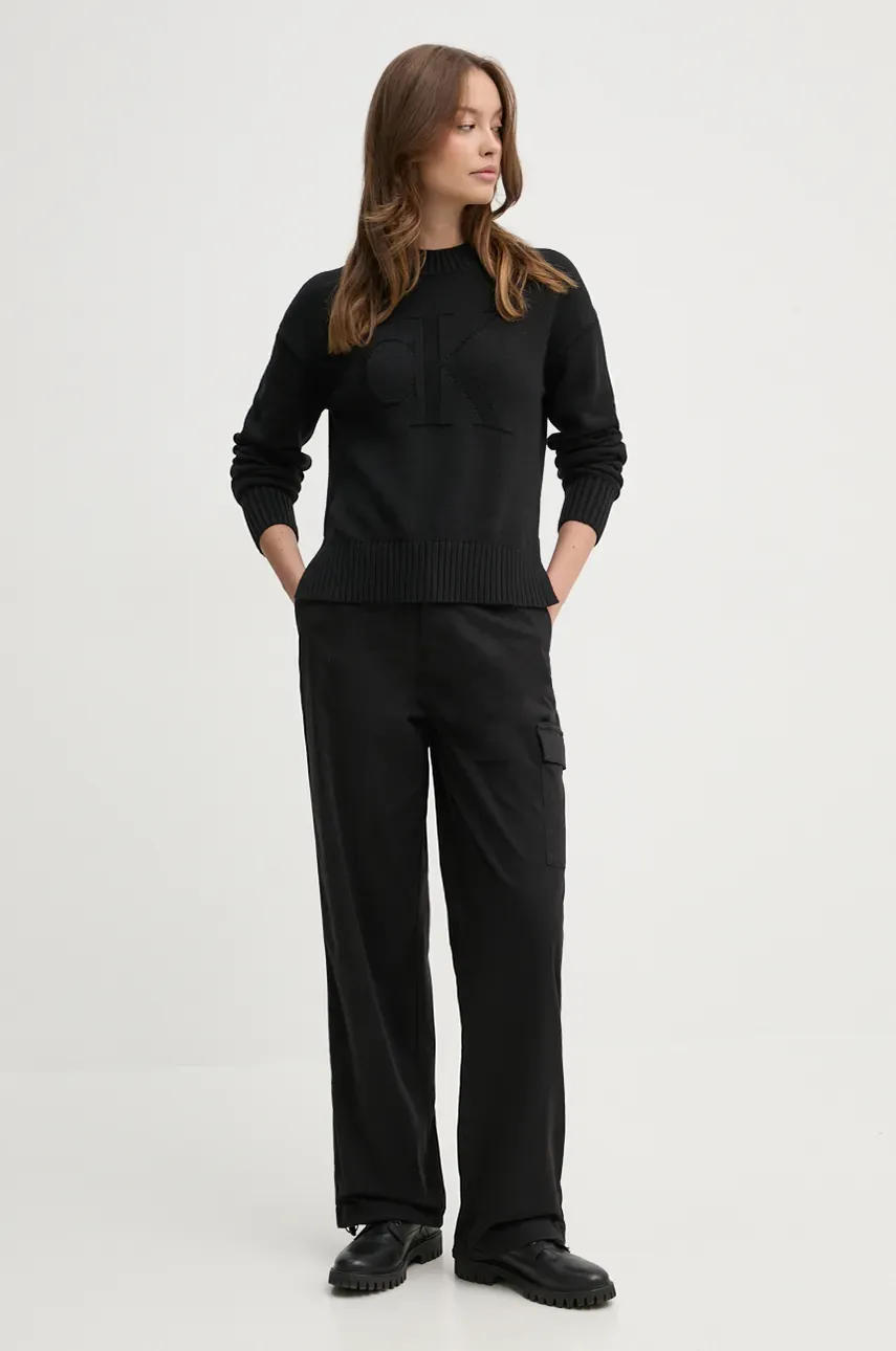 Брюки Calvin Klein Jeans женские цвет чёрный фасон cargo высокая посадка J20J224965 Брюки Calvin Klein Jeans женские цвет чёрный фасон cargo высокая посадка J20J224965