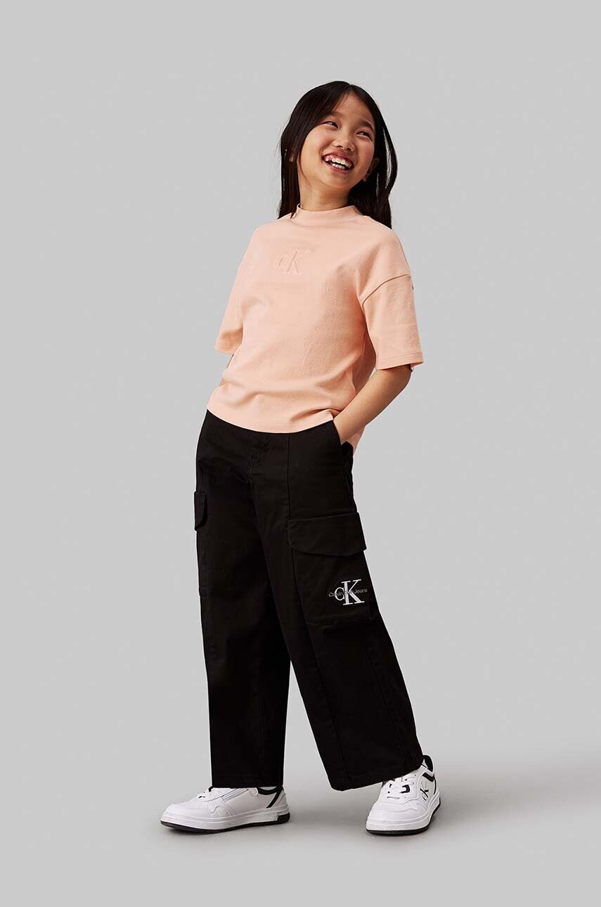 Levně Dětské kalhoty Calvin Klein Jeans UTILITY CARGO PANTS černá barva, hladké, IG0IG02513