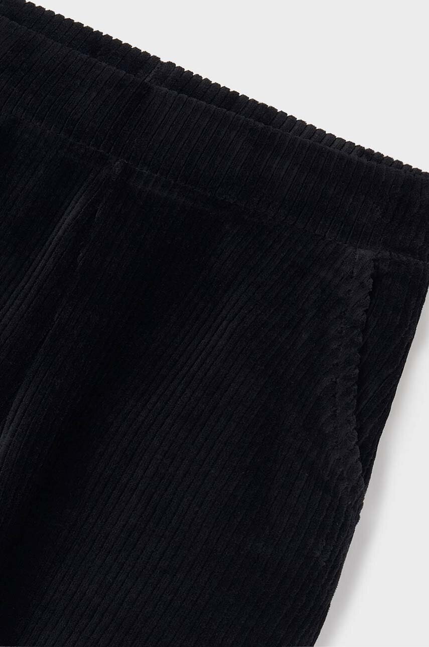 Дитячі вельветові штани Mayoral колір чорний однотонні 7549