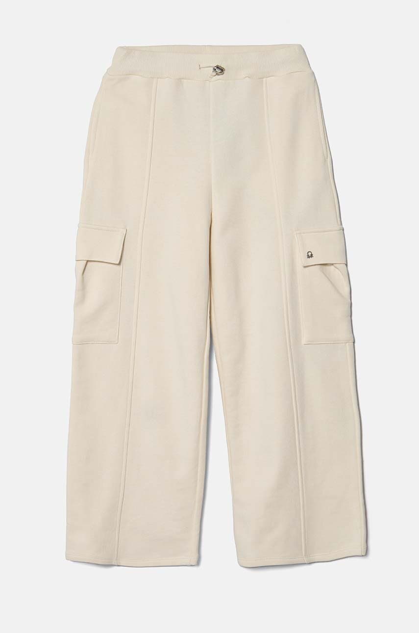 United Colors of Benetton pantaloni de trening din bumbac culoarea bej, neted, 33NVCF05D