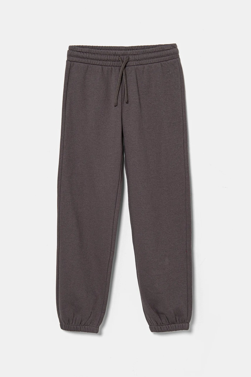 United Colors of Benetton pantaloni de trening pentru copii culoarea gri, neted, 39M2CF05I