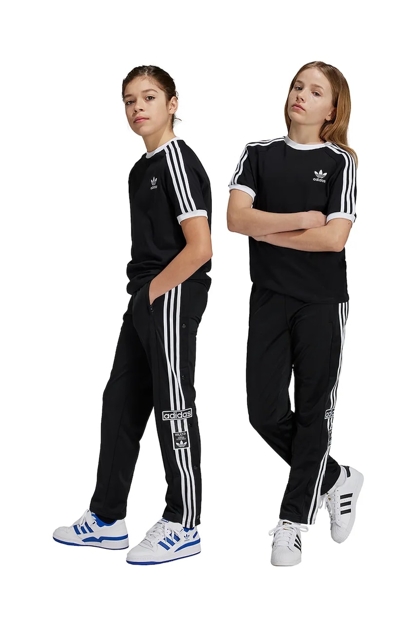 adidas Originals pantaloni de trening pentru copii ADI BREAK P culoarea negru, cu imprimeu, IY9773 adidas Originals pantaloni de trening pentru copii ADI BREAK P culoarea negru, cu imprimeu, IY9773