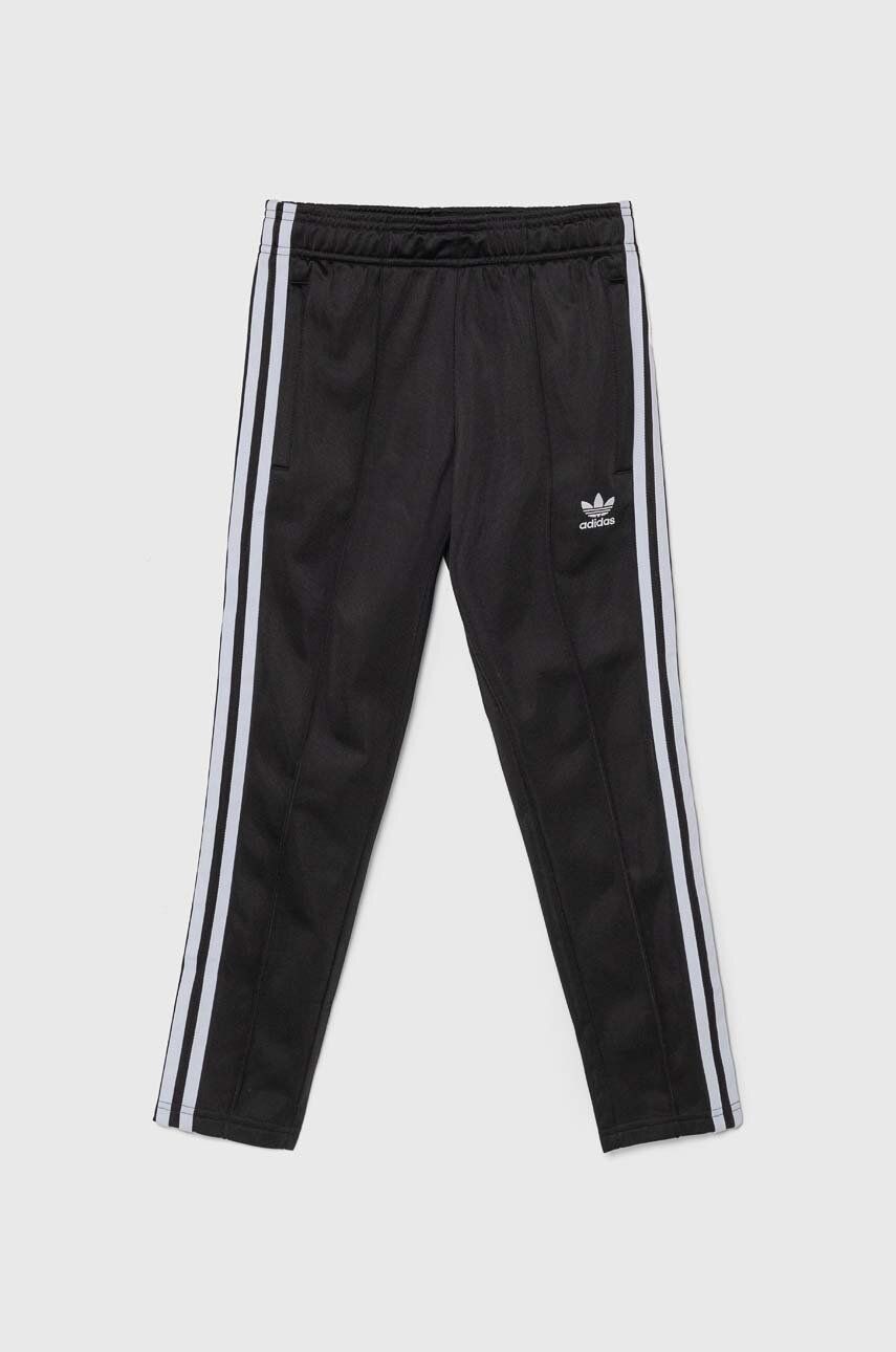 Дитячі спортивні штани adidas Originals SST TP OPEN HEM колір чорний з аплікацією IY9793 Дитячі спортивні штани adidas Originals SST TP OPEN HEM колір чорний з аплікацією IY9793