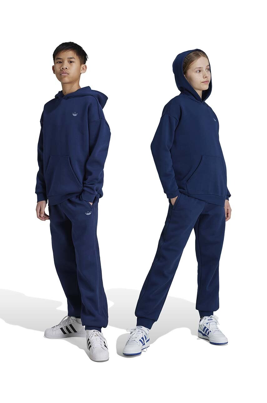 adidas Originals pantaloni de trening pentru copii culoarea albastru marin, cu imprimeu, IZ4551