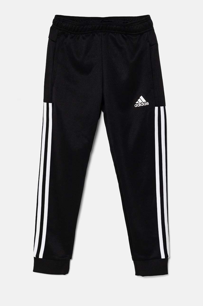

Детски спортен панталон adidas в черно с принт HE5447, Черен