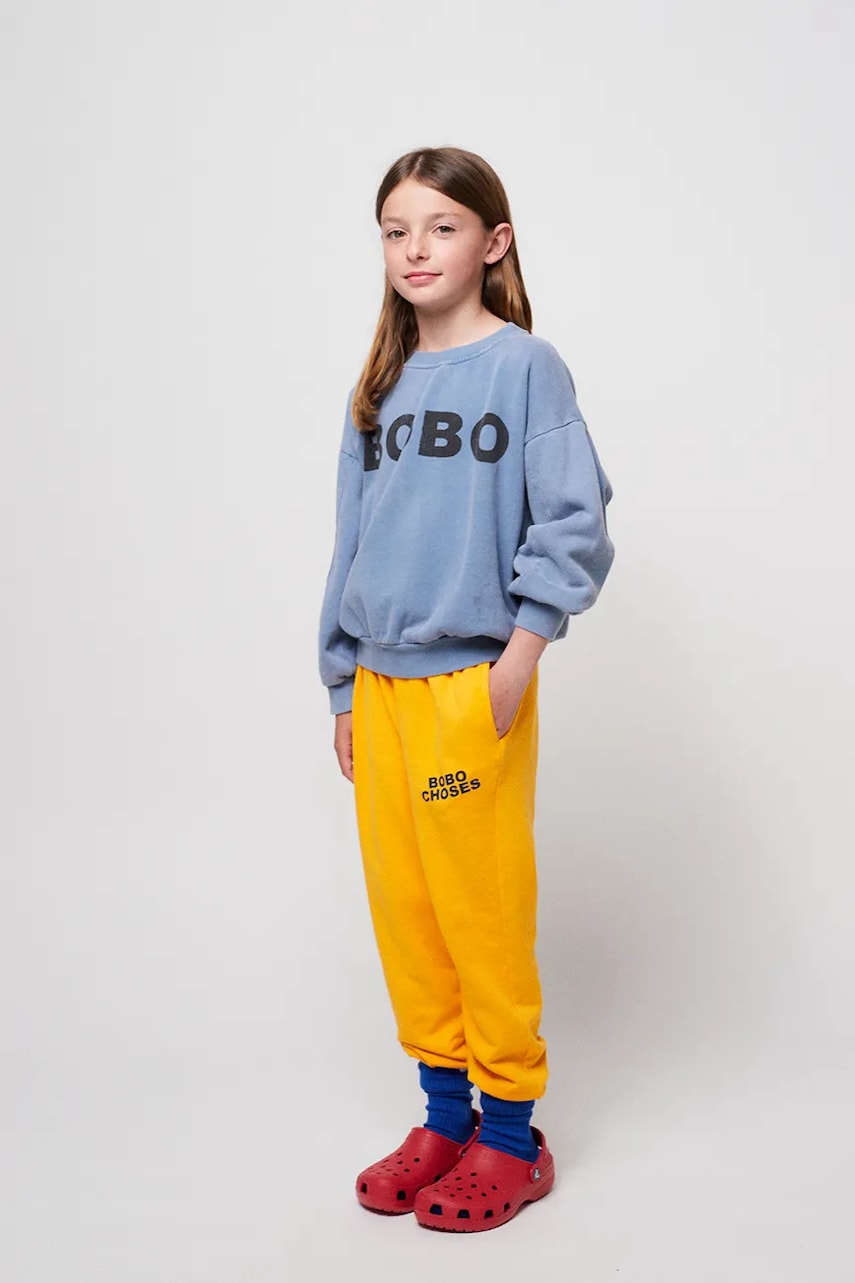 Bobo Choses pantaloni de trening pentru copii culoarea galben, cu imprimeu, 324EC026 Bobo Choses pantaloni de trening pentru copii culoarea galben, cu imprimeu, 324EC026