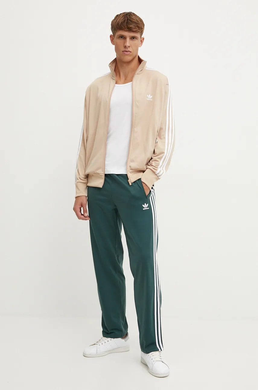 Брюки adidas Originals Adicolor Classics Firebird мужские цвет зелёный с узором IY9899 Брюки adidas Originals Adicolor Classics Firebird мужские цвет зелёный с узором IY9899