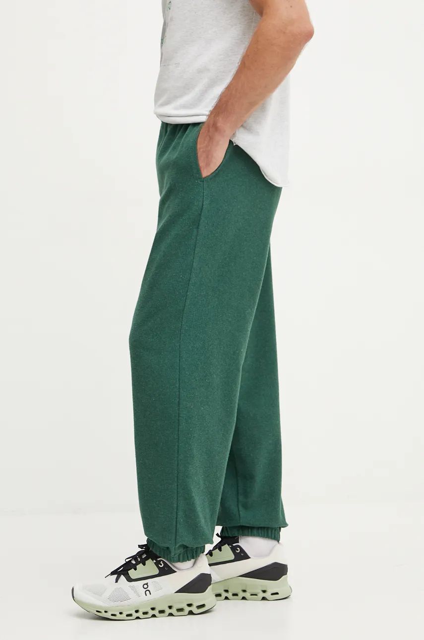 American Vintage pantaloni de trening culoarea verde, neted, MVYL10AH24