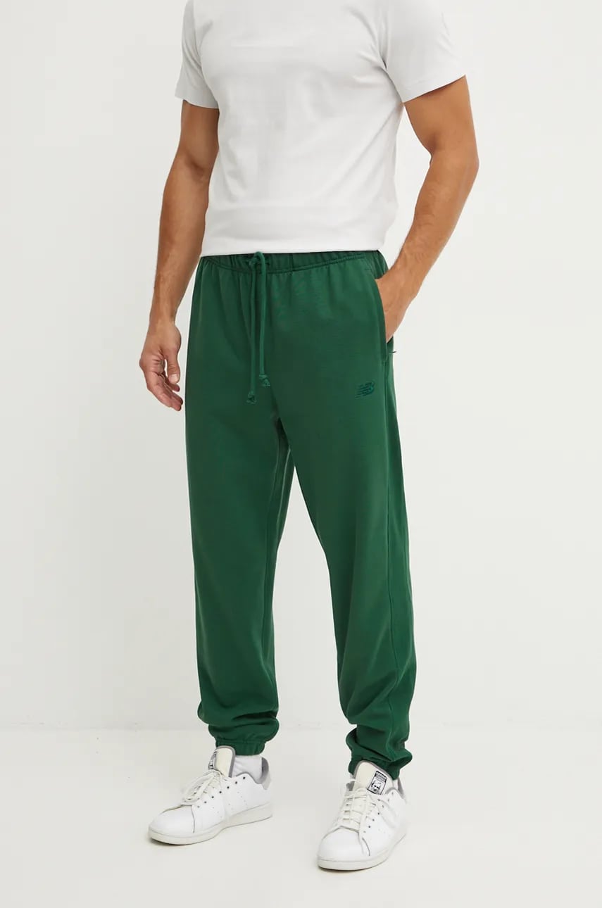 New Balance pantaloni de trening din bumbac culoarea verde, neted, MP41508NWG New Balance pantaloni de trening din bumbac culoarea verde, neted, MP41508NWG