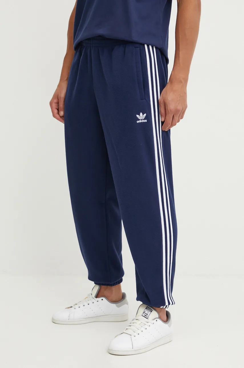 

Панталон adidas Originals в тъмносиньо с десен IZ2489, Тъмносин