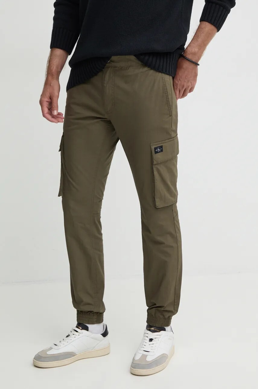 Levně Kalhoty Calvin Klein Jeans pánské, hnědá barva, ve střihu cargo, J30J326438