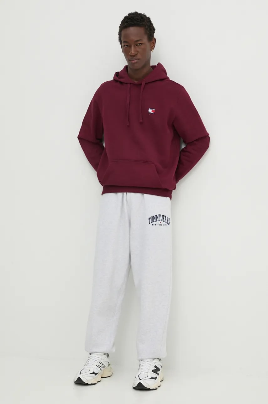 Спортивные штаны Tommy Jeans цвет серый меланж DM0DM19802 Спортивные штаны Tommy Jeans цвет серый меланж DM0DM19802