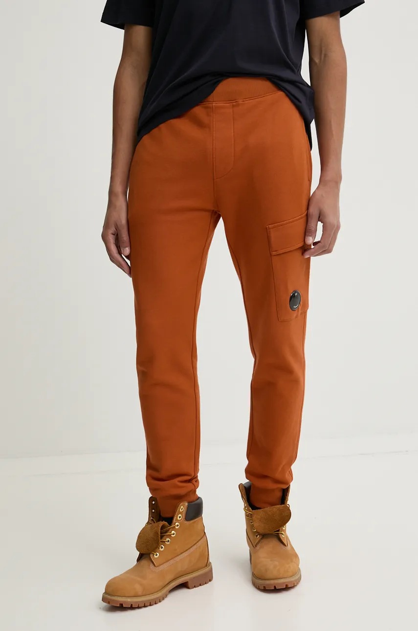 Бавовняні спортивні штани C.P. Company Diagonal Raised Fleece Cargo Sweatpants колір помаранчевий однотонні 17CMSP017A005086W 