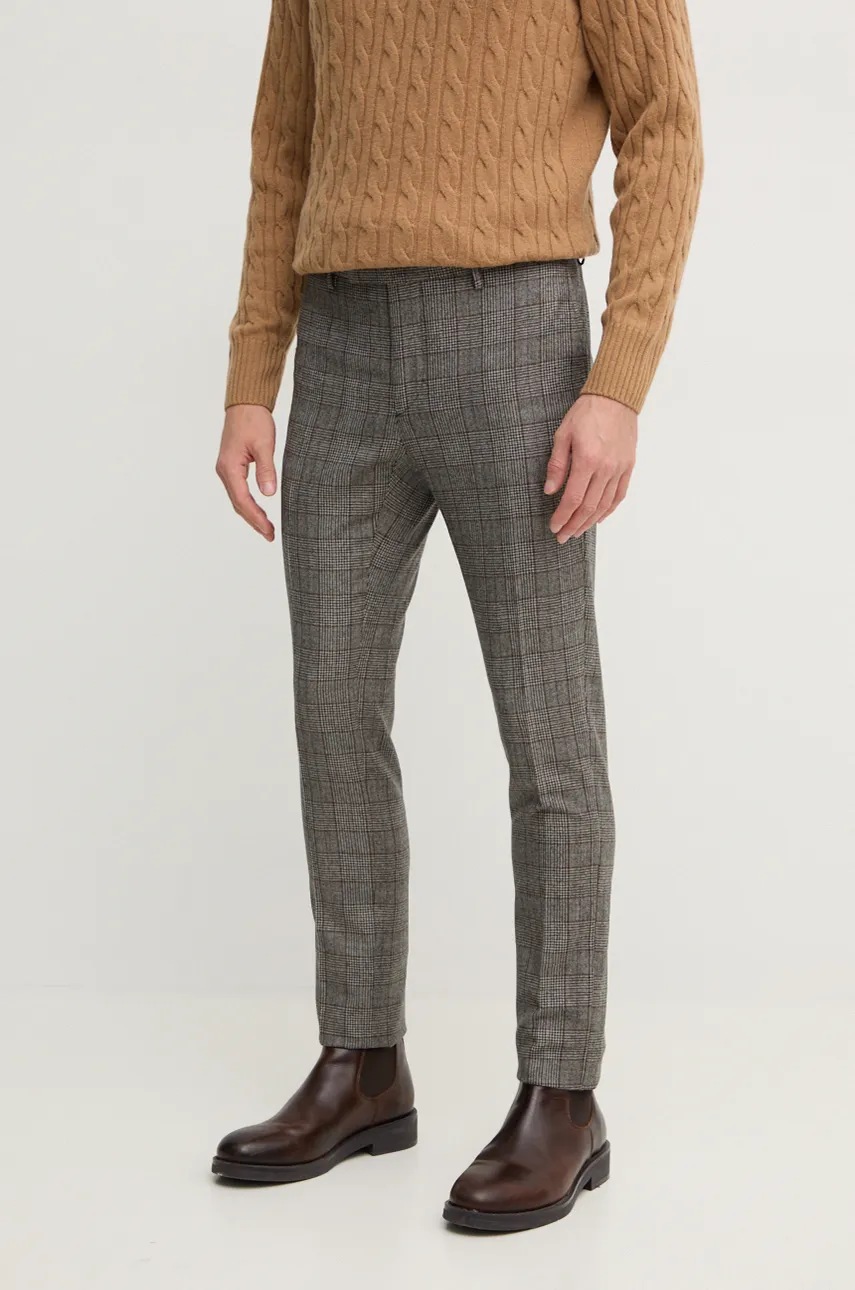 

Вълнен панталон Hackett London в кафяво с кройка по тялото HM470543R, Кафяв