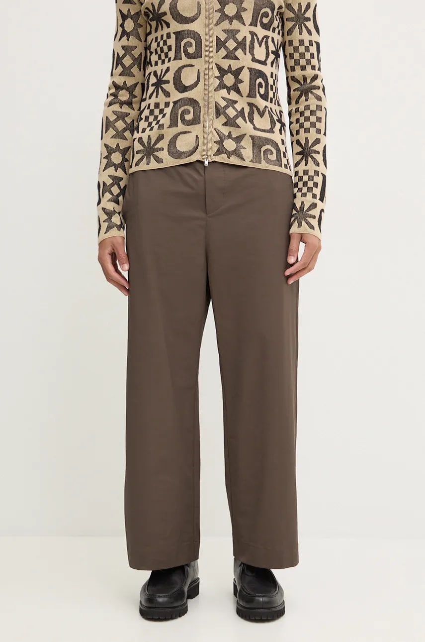 Nanushka pantaloni ARNAUD barbati, culoarea maro, drept, NM24PFPA02397 Nanushka pantaloni ARNAUD barbati, culoarea maro, drept, NM24PFPA02397