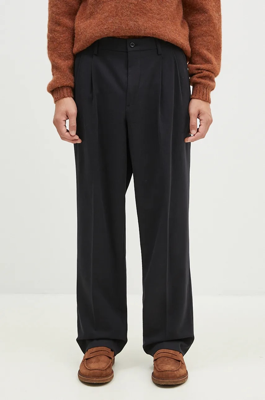 Norse Projects pantaloni din lână Benn Relaxed Cotton Wool Twill Pleated Trouser culoarea negru, cu fason chinos, N25.0395.9999 Norse Projects pantaloni din lână Benn Relaxed Cotton Wool Twill Pleated Trouser culoarea negru, cu fason chinos, N25.0395.9999