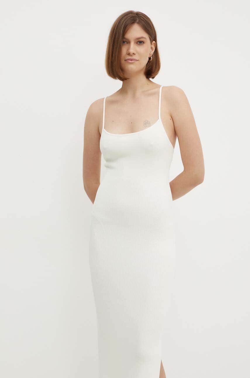Сукня Calvin Klein Jeans колір бежевий maxi облягаюча J20J224083