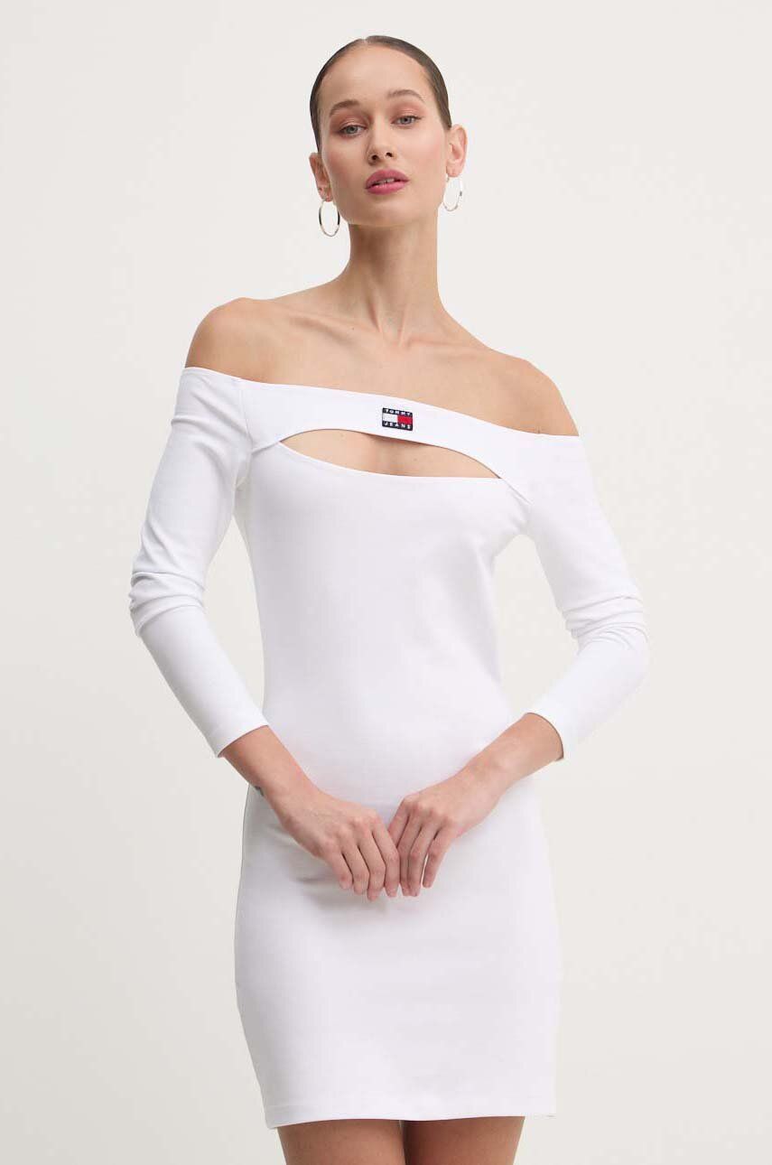 Tommy Jeans rochie culoarea alb, mini, mulată, DW0DW18461
