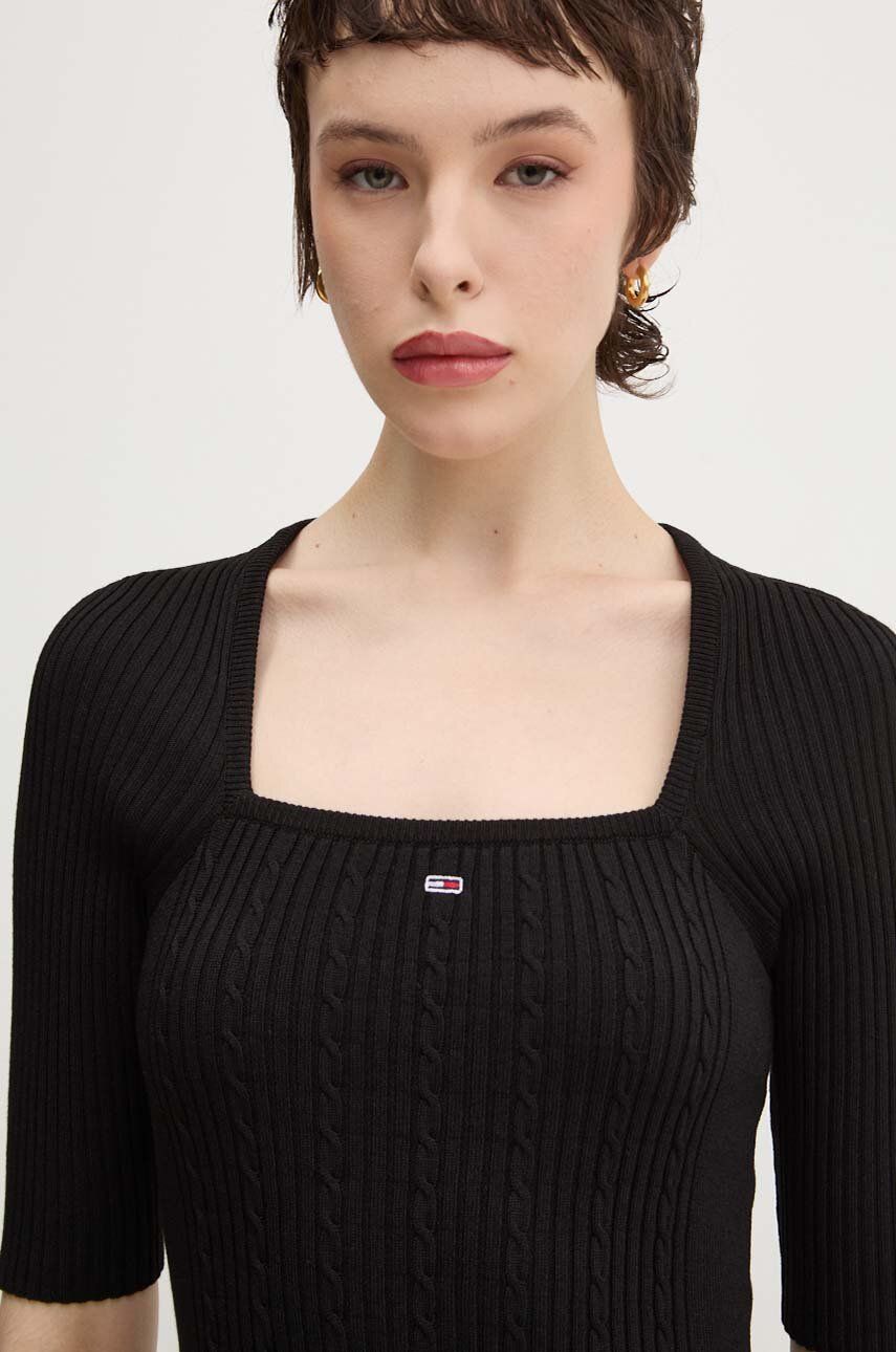 Сукня Tommy Jeans колір чорний mini облягаюча DW0DW18732