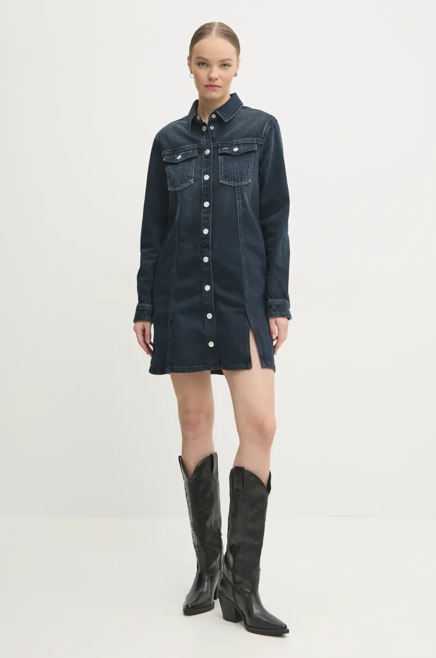 Джинсовое платье Tommy Jeans цвет синий mini прямое DW0DW19735 Джинсовое платье Tommy Jeans цвет синий mini прямое DW0DW19735