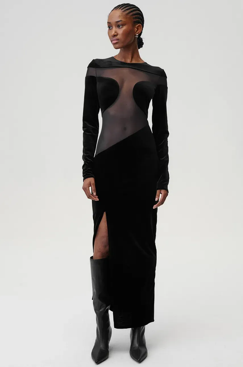 Платье Undress Code Velvet Sky Dress цвет чёрный maxi облегающее 732 Платье Undress Code Velvet Sky Dress цвет чёрный maxi облегающее 732