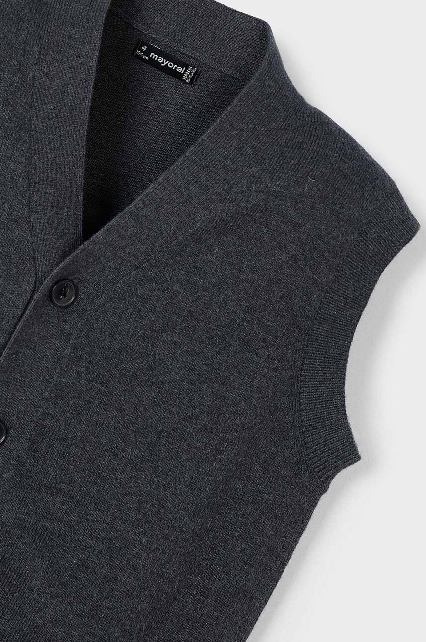 Детский жилет Mayoral цвет серый лёгкий 4345 Детский жилет Mayoral цвет серый лёгкий 4345