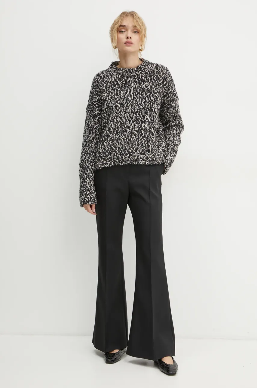 Шерстяной свитер Weekend Max Mara женский цвет чёрный тёплый 2425366062600 Шерстяной свитер Weekend Max Mara женский цвет чёрный тёплый 2425366062600