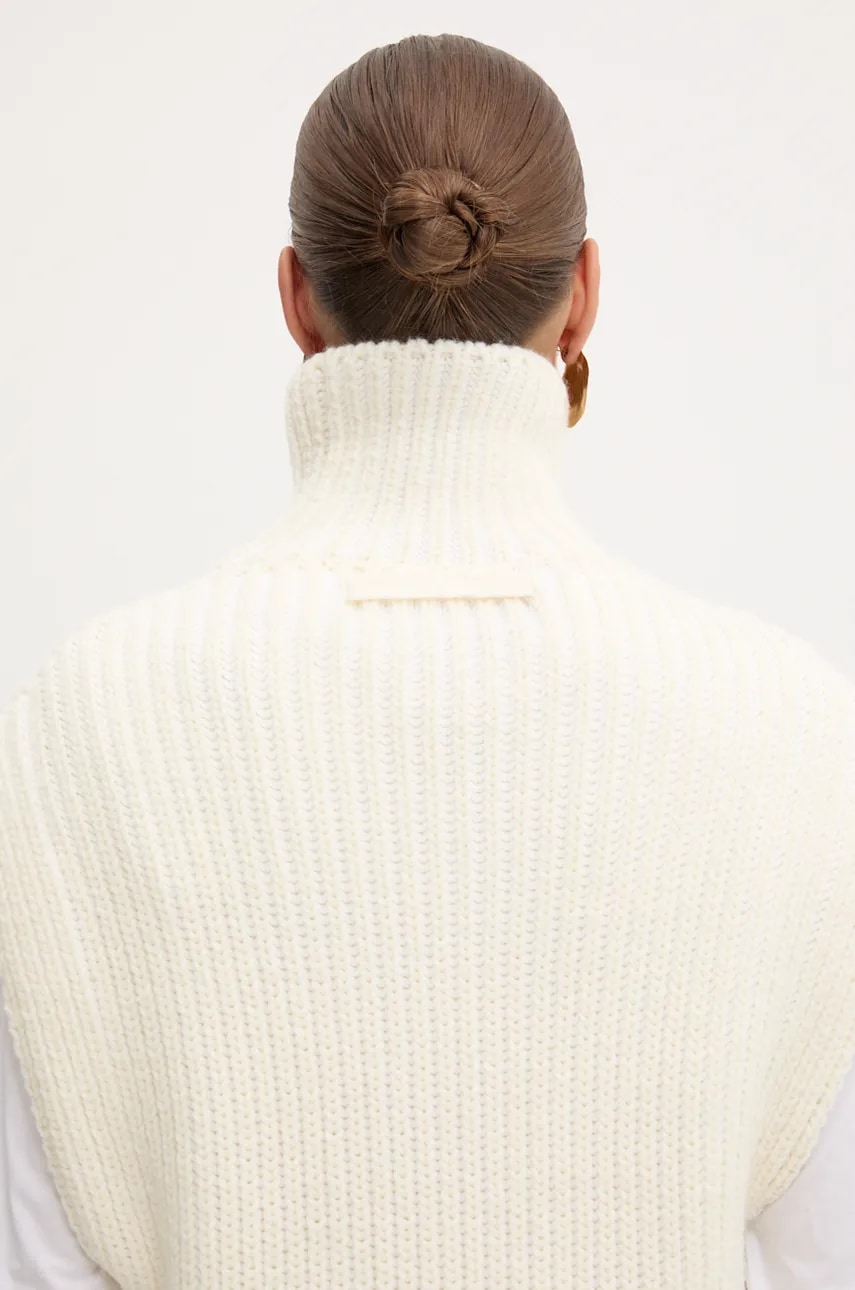 Vesta s prímesou vlny Victoria Beckham