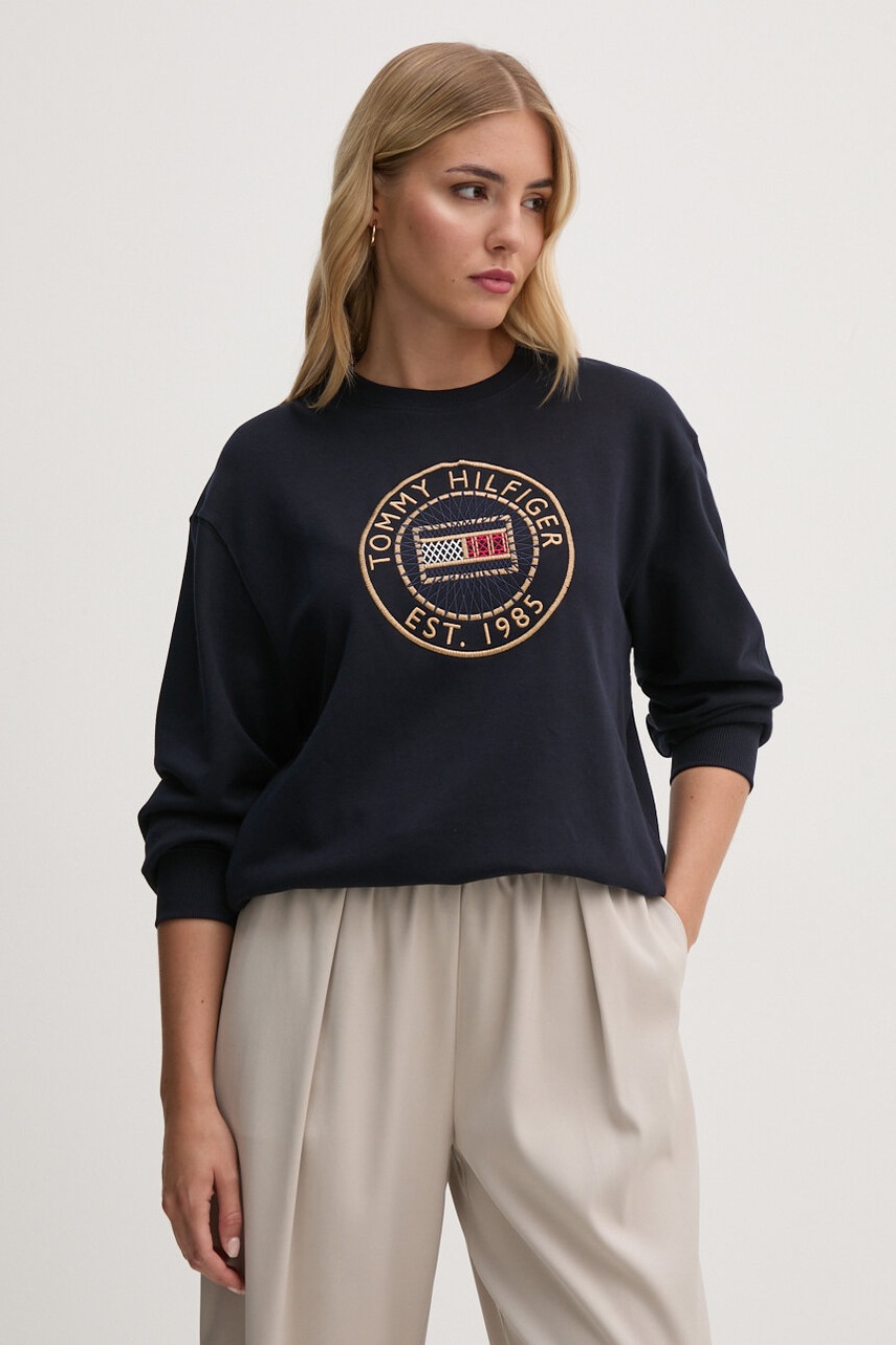 

Памучен суичър Tommy Hilfiger в тъмносиньо с апликация WW0WW42891, Тъмносин