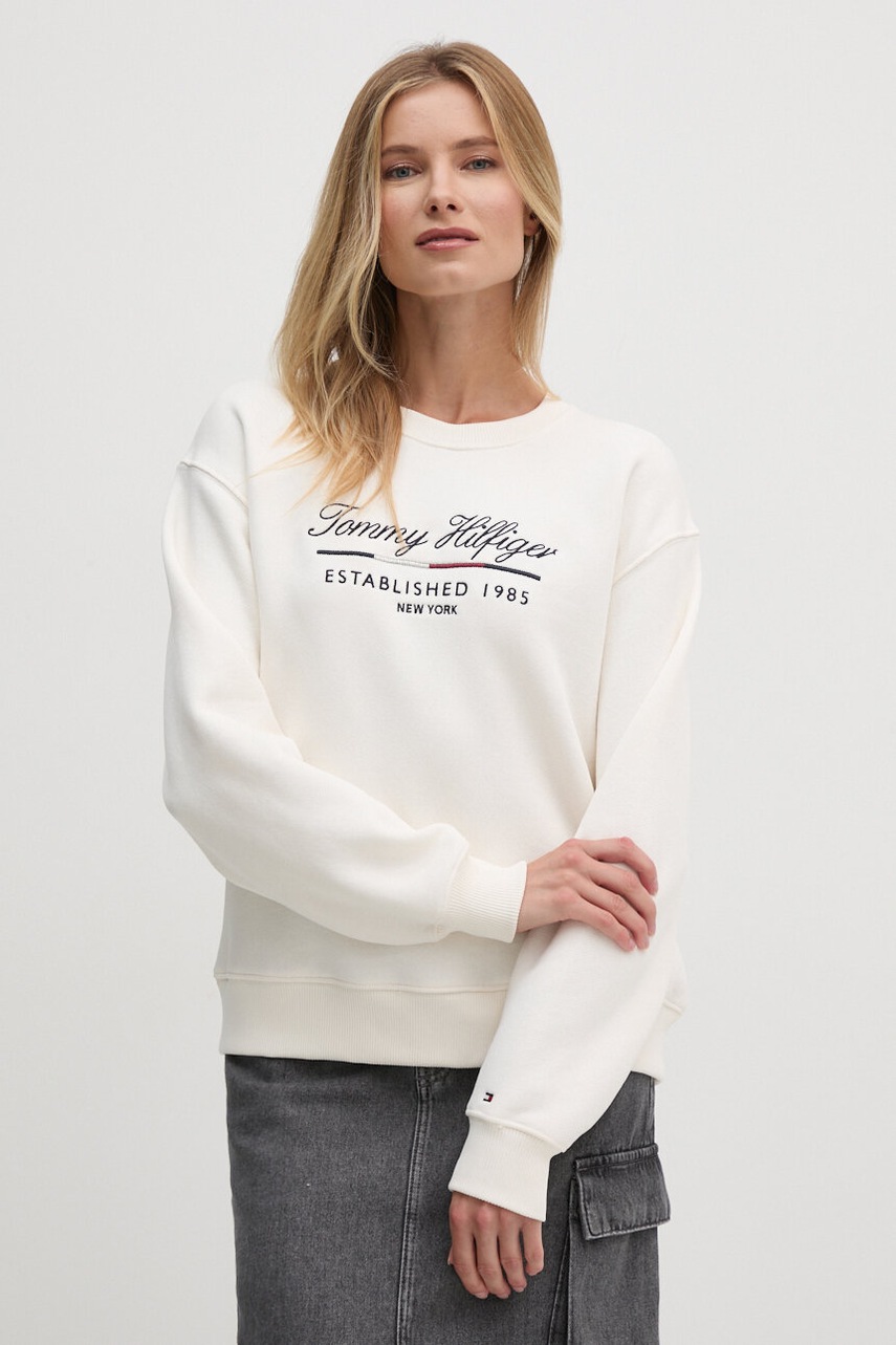 

Суичър Tommy Hilfiger в бежово с апликация WW0WW43574, Бежов