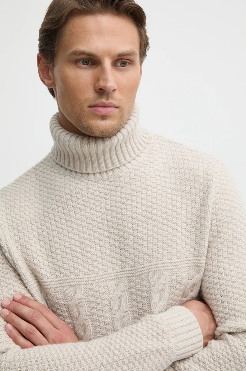 Вовняний светр Barbour чоловічий колір бежевий гольф MKN1580 
