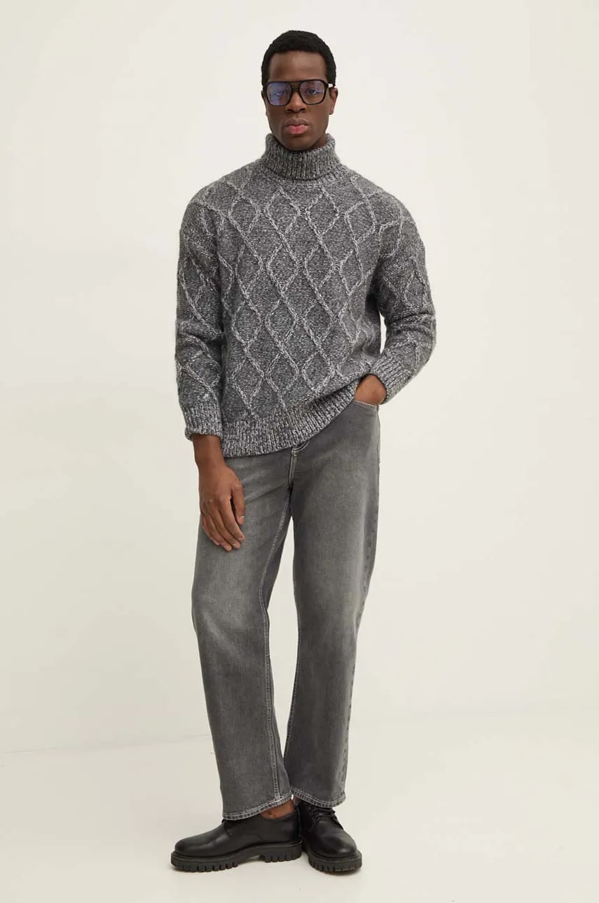 Свитер BOSS мужской цвет серый тёплый с гольфом 50527635 Свитер BOSS мужской цвет серый тёплый с гольфом 50527635