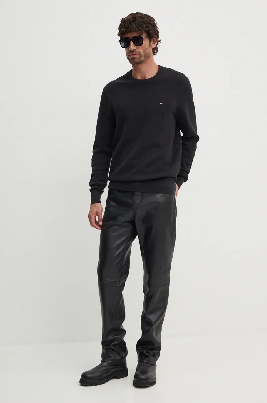 Хлопковый свитер Tommy Hilfiger цвет чёрный лёгкий MW0MW36347 Хлопковый свитер Tommy Hilfiger цвет чёрный лёгкий MW0MW36347