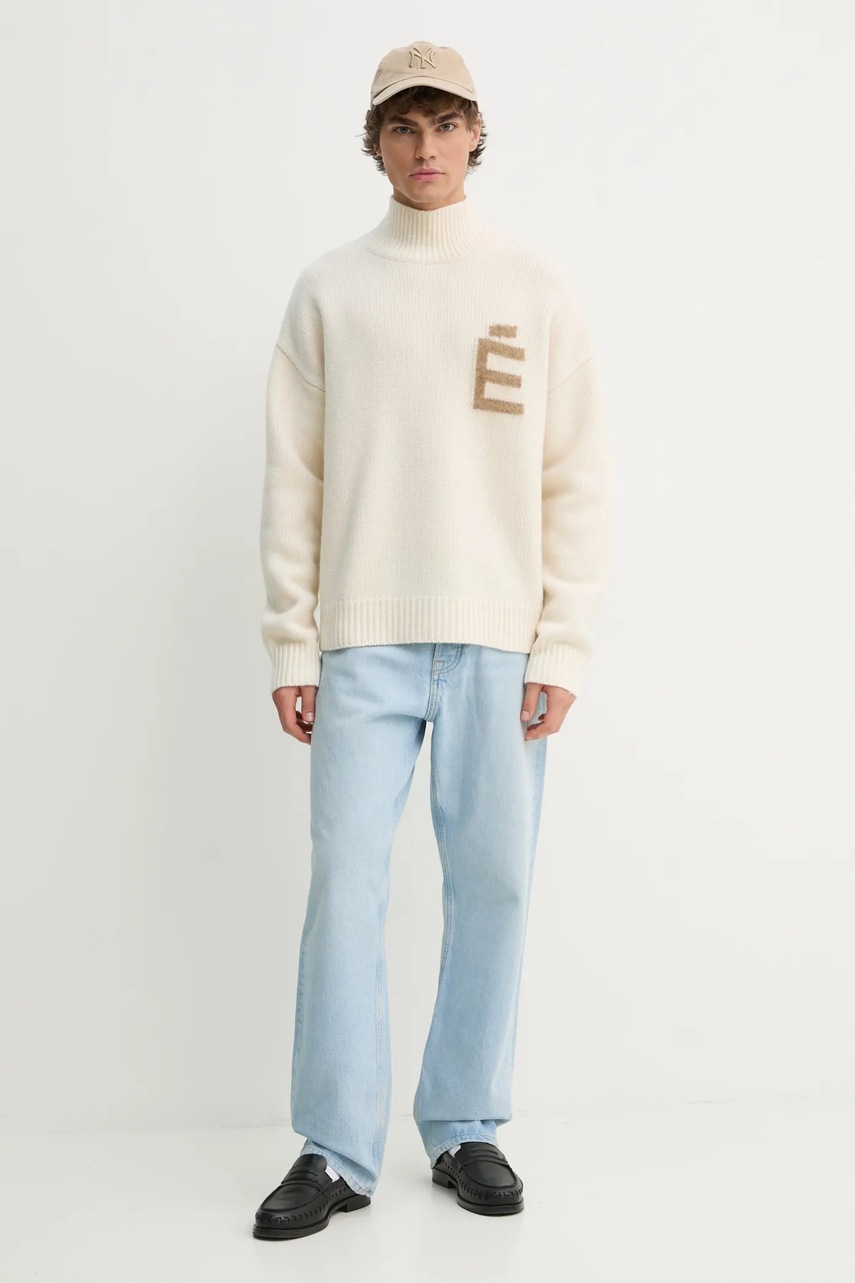 Шерстяной свитер Études Studio мужской цвет бежевый тёплый с гольфом H24MMKNI610 Шерстяной свитер Études Studio мужской цвет бежевый тёплый с гольфом H24MMKNI610