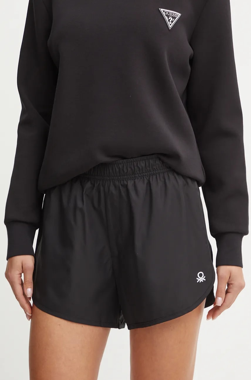 United Colors of Benetton pantaloni scurti femei, culoarea negru, neted, high waist, 4TQM3900A United Colors of Benetton pantaloni scurti femei, culoarea negru, neted, high waist, 4TQM3900A
